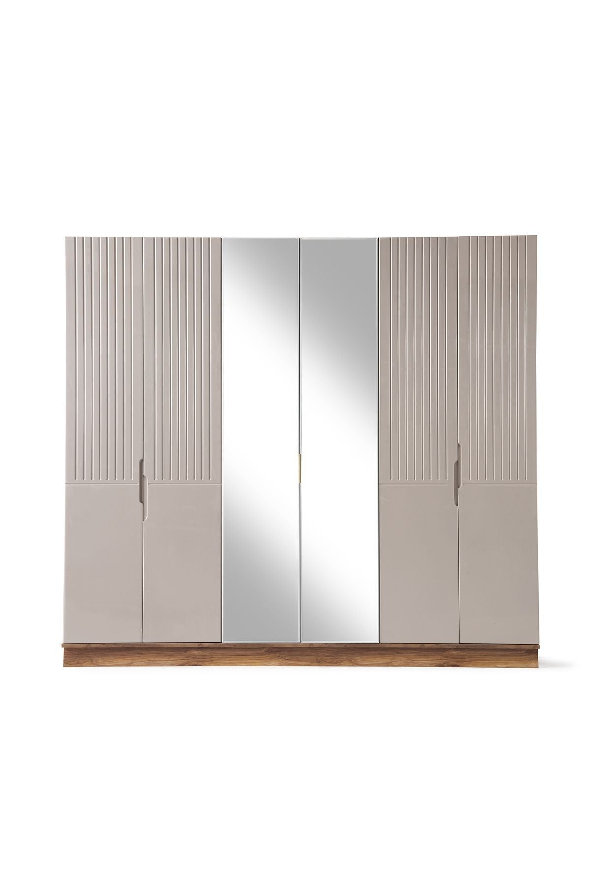 Kumsal
sovrumsset – Sandbeige